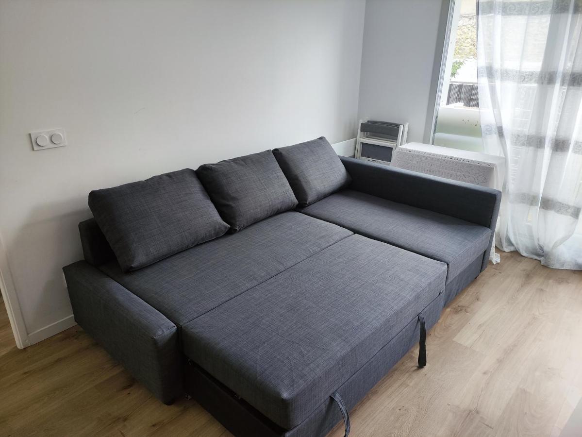Cozy Sunshine Apartment With Balcony 4 Persons Max イヴリー＝シュル＝セーヌ エクステリア 写真